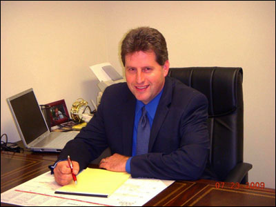Attorney Lawyer Napervil on Naperville Illinois Where He Currently Resides With His Wife And
